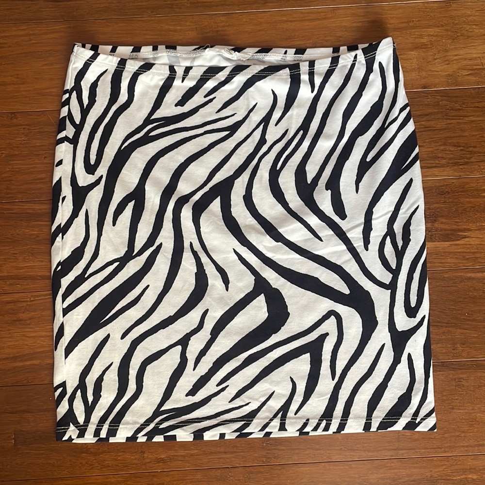 ZEBRA PRINT SKIRT